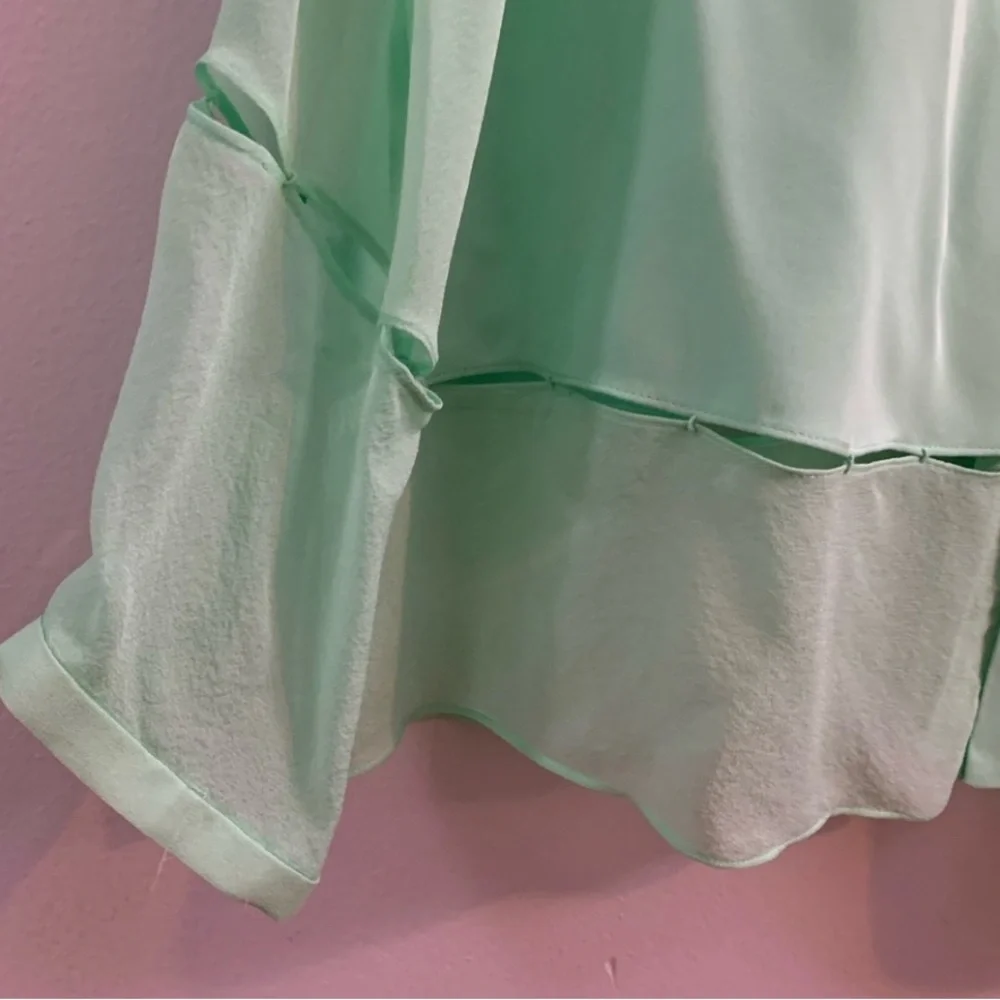 Tahari Silk Blouse - Picture 4 of 5